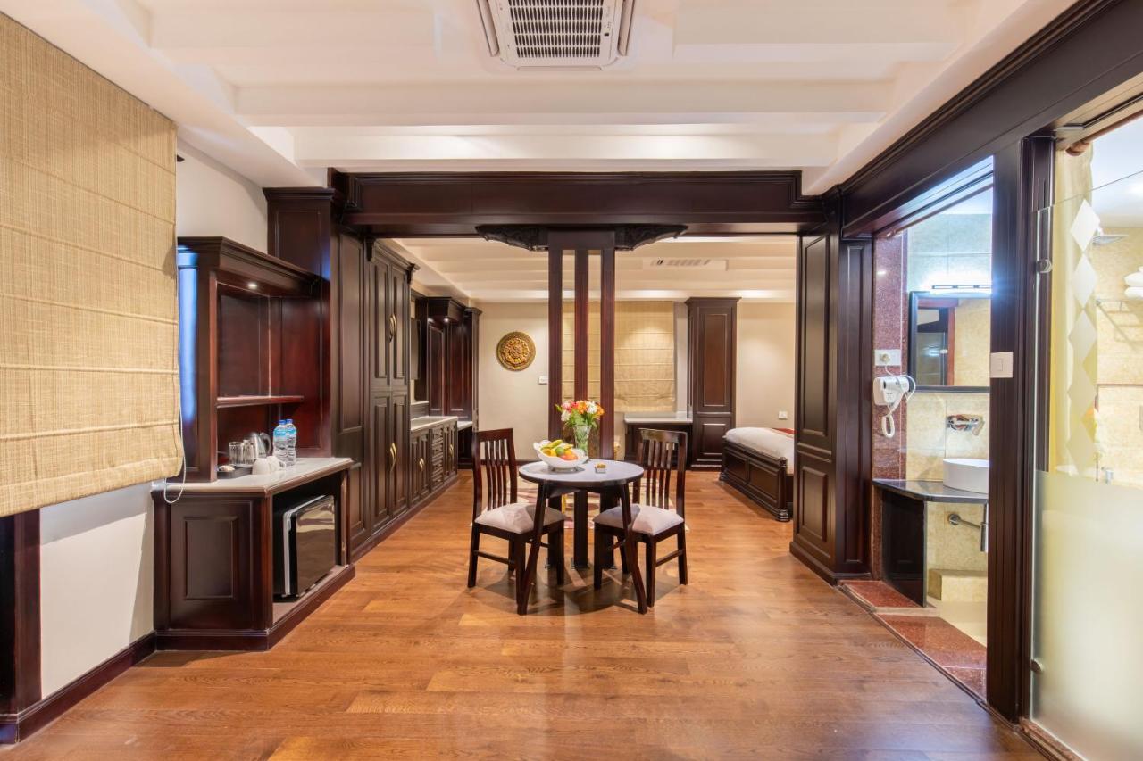 Hotel Pabera Heritage Boutique Катманду Экстерьер фото