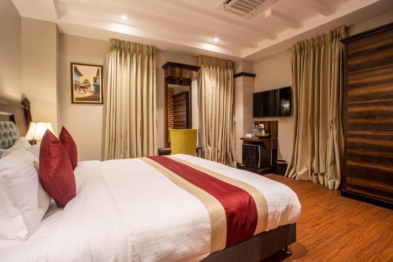 Hotel Pabera Heritage Boutique Катманду Экстерьер фото